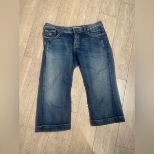 BKE (Buckle) denim. Lily stretch cropped jeans. Size 32 Like new!